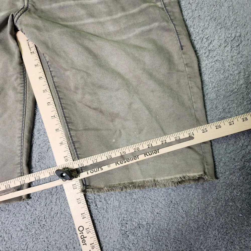 True Religion Mens 33 Denim Shorts Olive Green Raw Hem Contrast Distressed